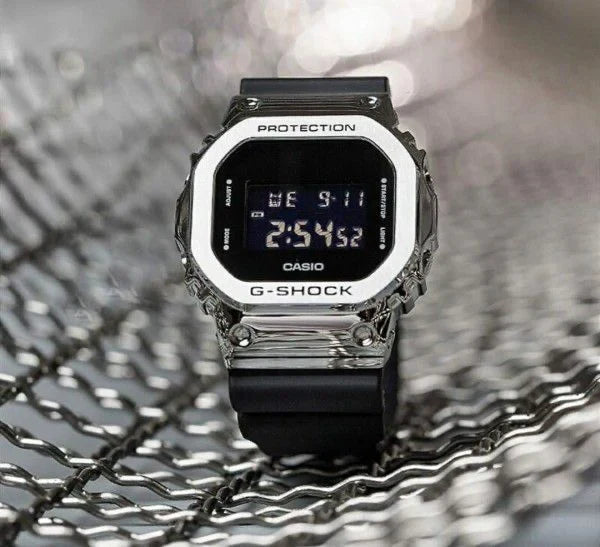 G-SHOCK 5600BB METAL BODY SILVER BLACK(Refurbished)